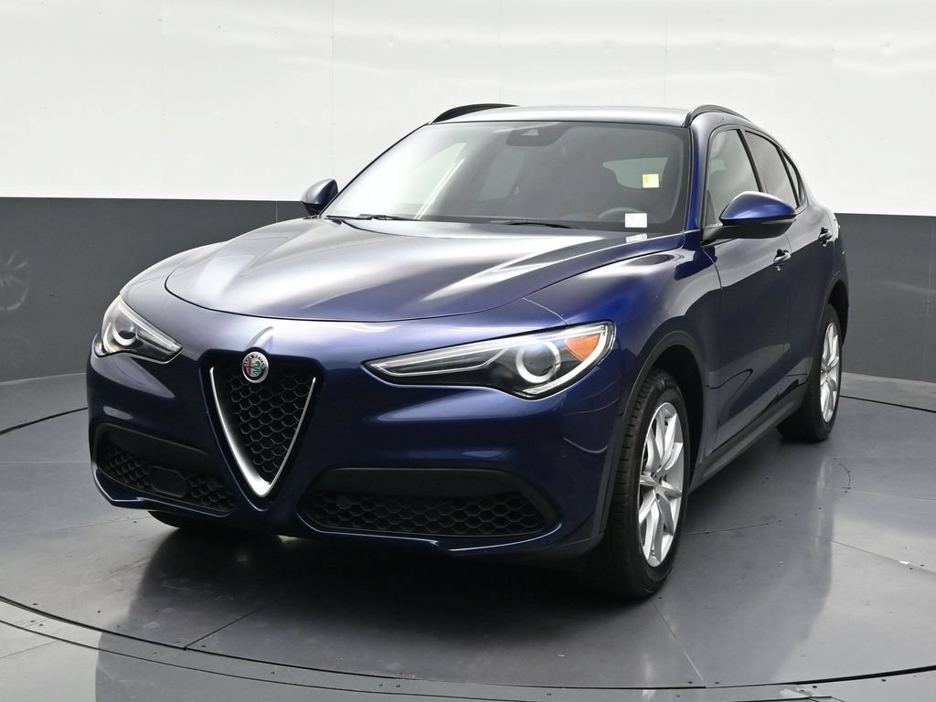 Used 2018 Alfa Romeo Stelvio Ti Sport AWD/4WD image 9