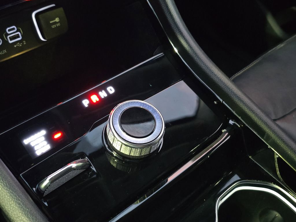 Used 2022 Jeep Grand Cherokee Limited image 29