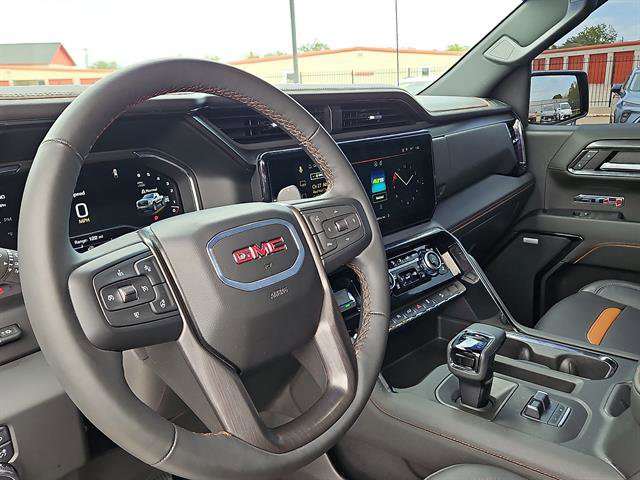 Used 2024 GMC Sierra 1500 AT4 w/ Technology Package AWD/4WD image 12
