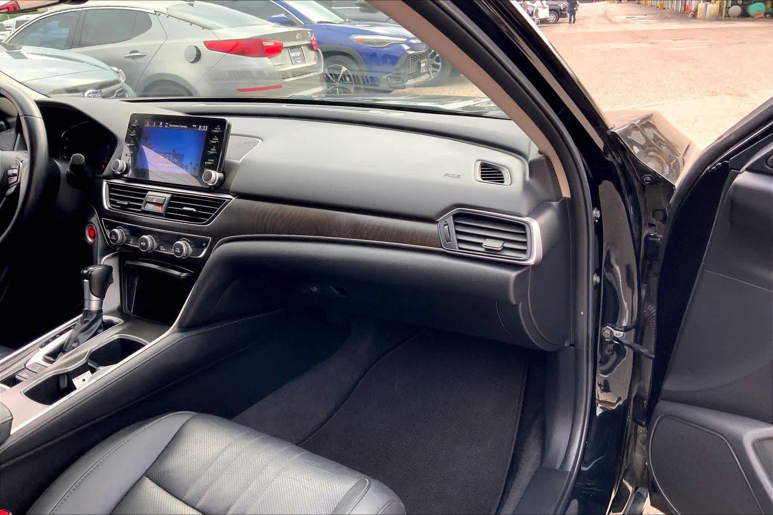 Used 2021 Honda Accord EX-L image 18