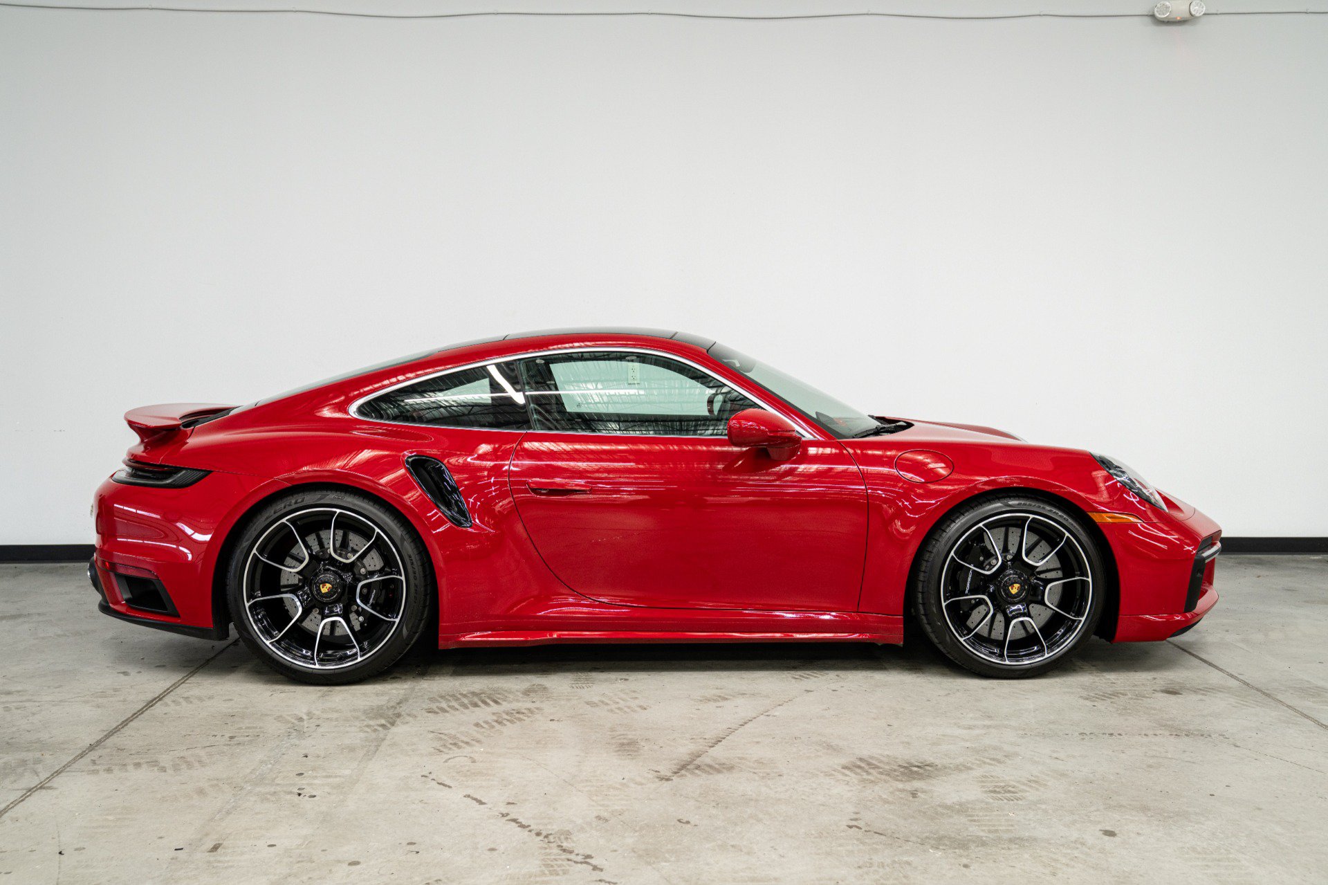 Used 2022 Porsche 911 Turbo S AWD/4WD image 42
