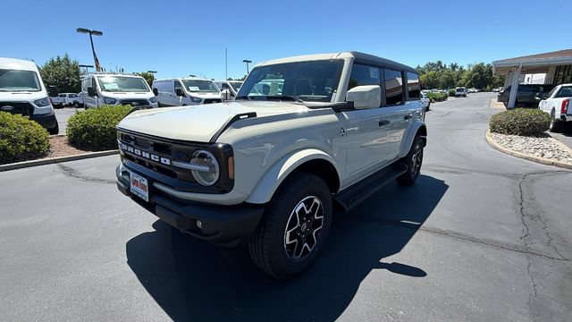 New 2026 Ford Bronco Outer Banks