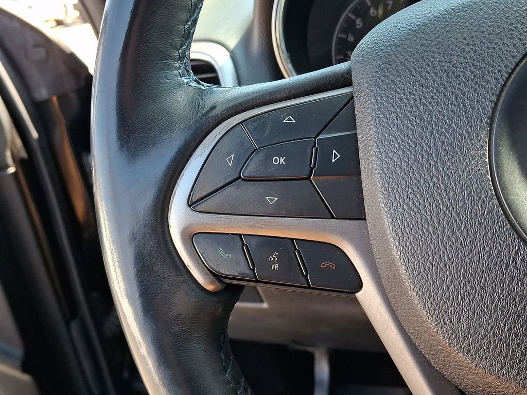 Used 2018 Jeep Grand Cherokee Laredo image 22