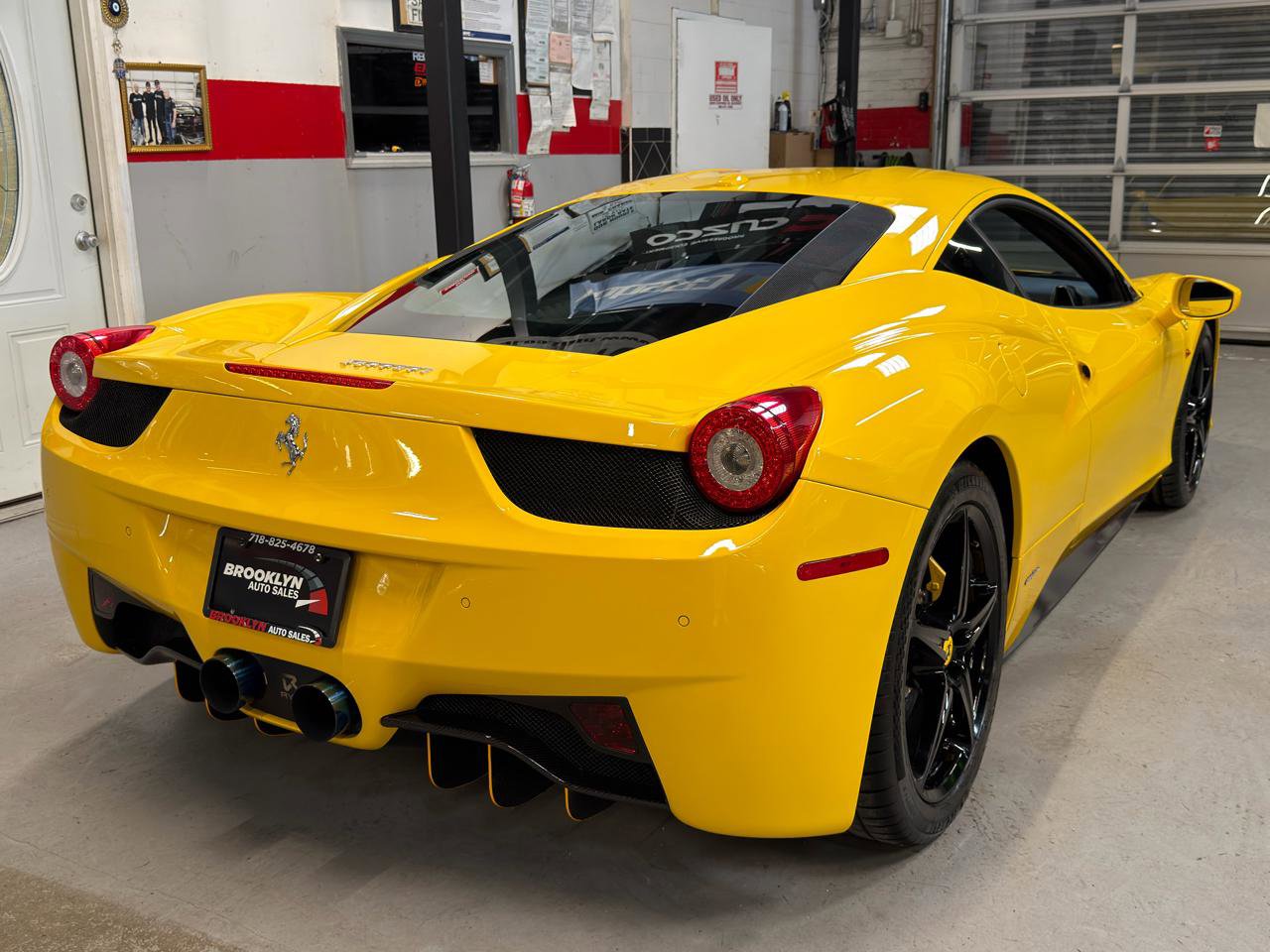 Used 2011 Ferrari 458 Italia Coupe image 6