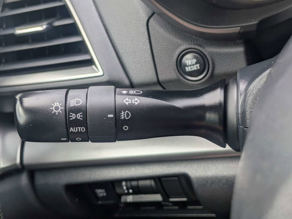 Used 2018 Subaru Crosstrek 2.0i Limited AWD/4WD image 28