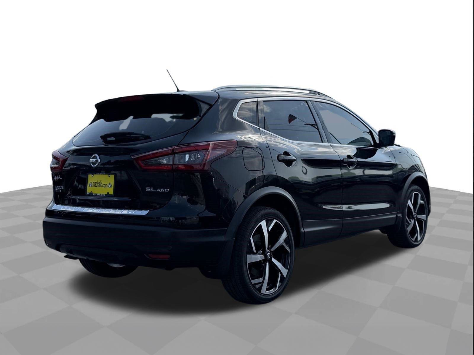 Used 2022 Nissan Rogue Sport SL AWD/4WD image 5