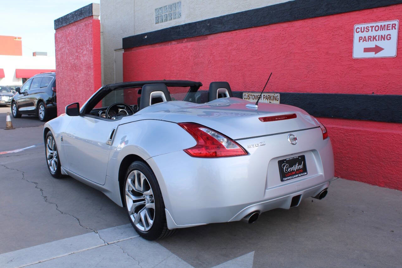 Used 2012 Nissan 370Z Roadster 2dr Convertible image 7