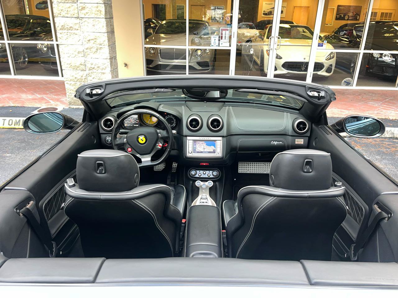 Used 2011 Ferrari California RWD image 38