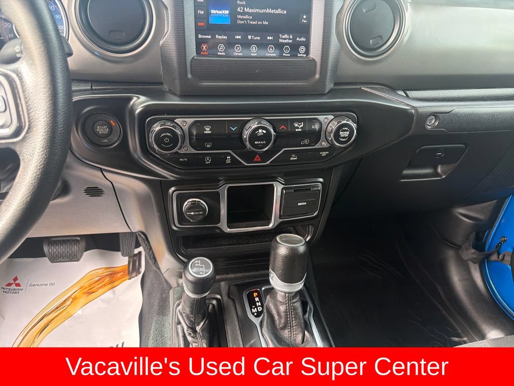 Used 2022 Jeep Gladiator Sport AWD/4WD image 16