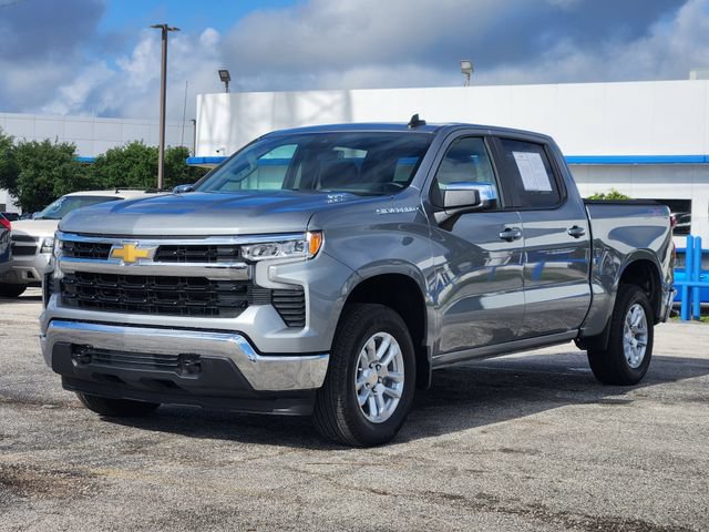 Used 2026 Chevrolet Silverado 1500 LT AWD/4WD image 3