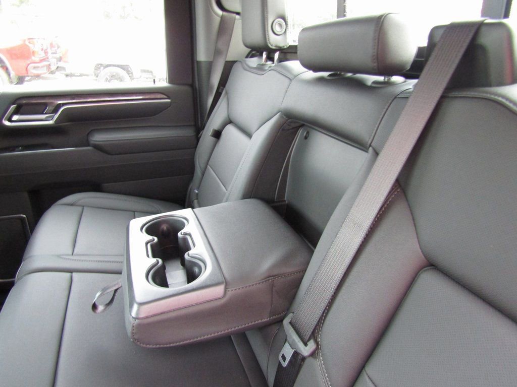 New 2026 Chevrolet Silverado 2500 LTZ w/ LTZ Premium Package AWD/4WD image 37