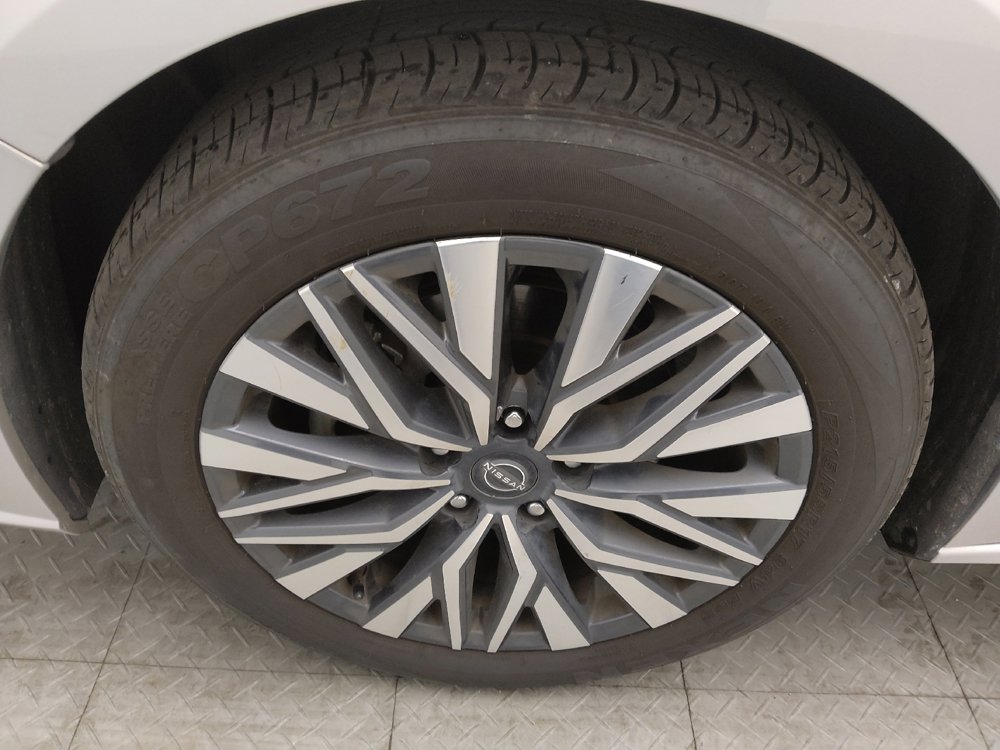 Used 2024 Nissan Altima 2.5 SV image 31