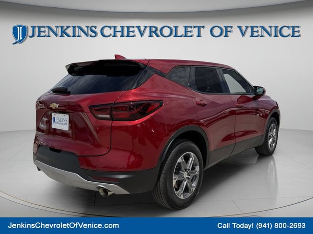 Used 2023 Chevrolet Blazer LT FWD image 5