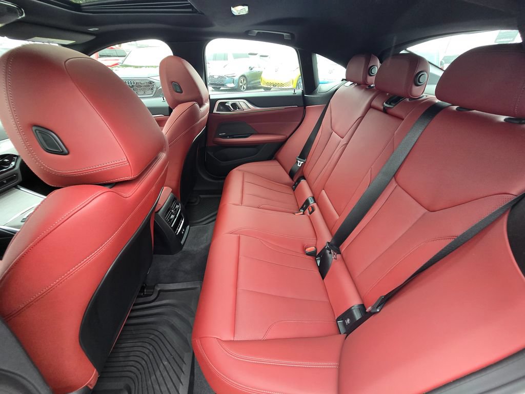 Used 2025 BMW i4 eDrive40 w/ Premium Package RWD image 14