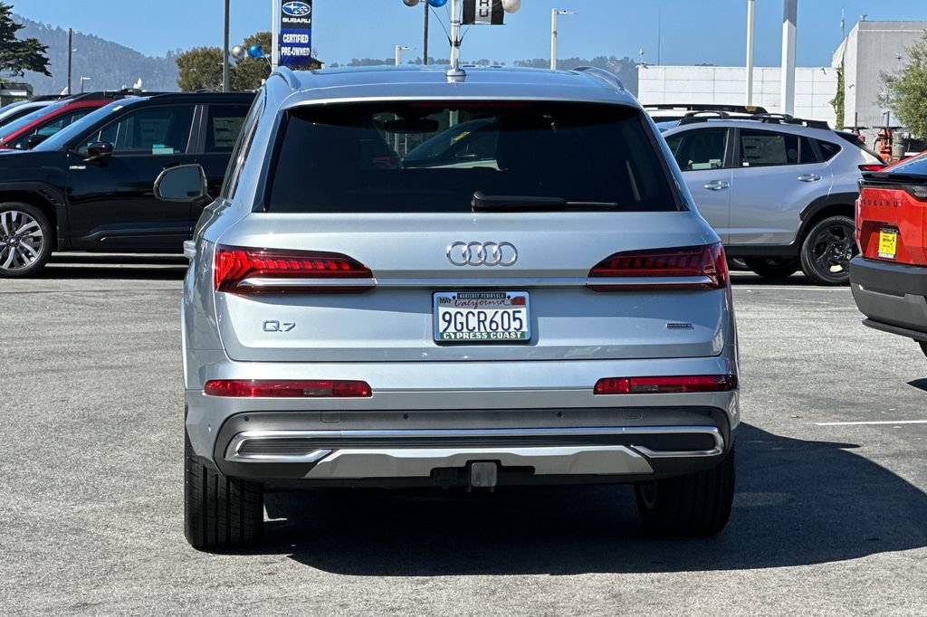 Used 2023 Audi Q7 2.0T Premium w/ Convenience Package AWD/4WD image 5