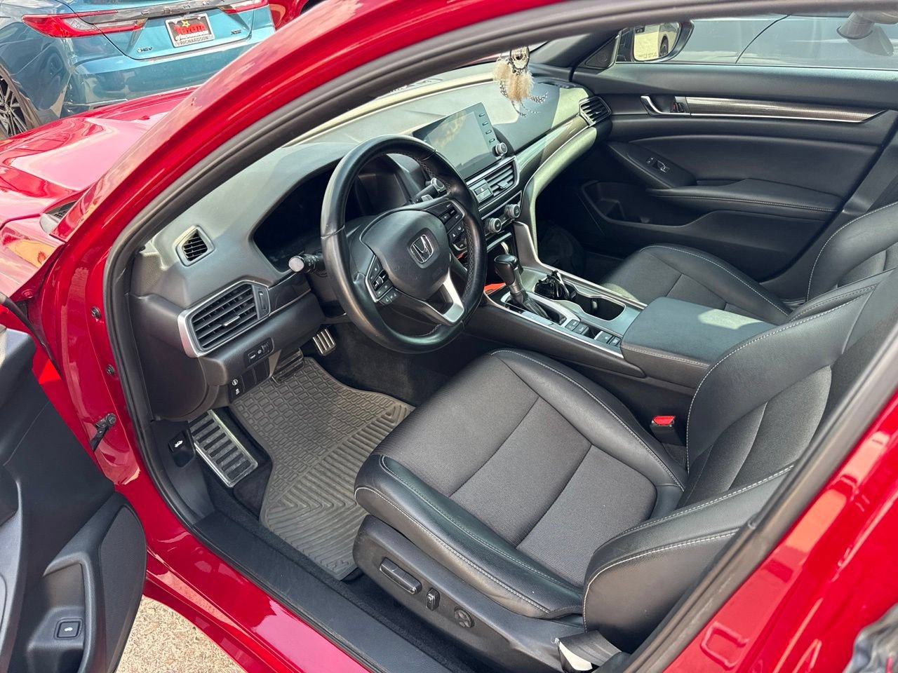 Used 2021 Honda Accord Sport image 9