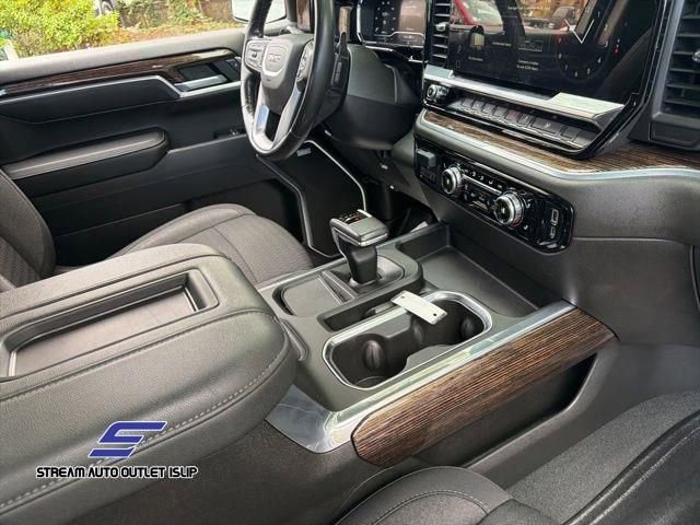 Used 2022 GMC Sierra 1500 Elevation w/ Preferred Package image 14