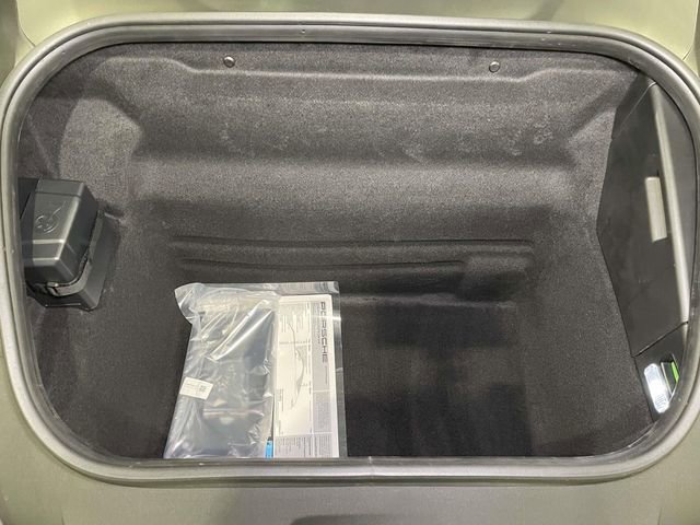 Certified 2025 Porsche 911 Carrera 4 GTS AWD/4WD image 20