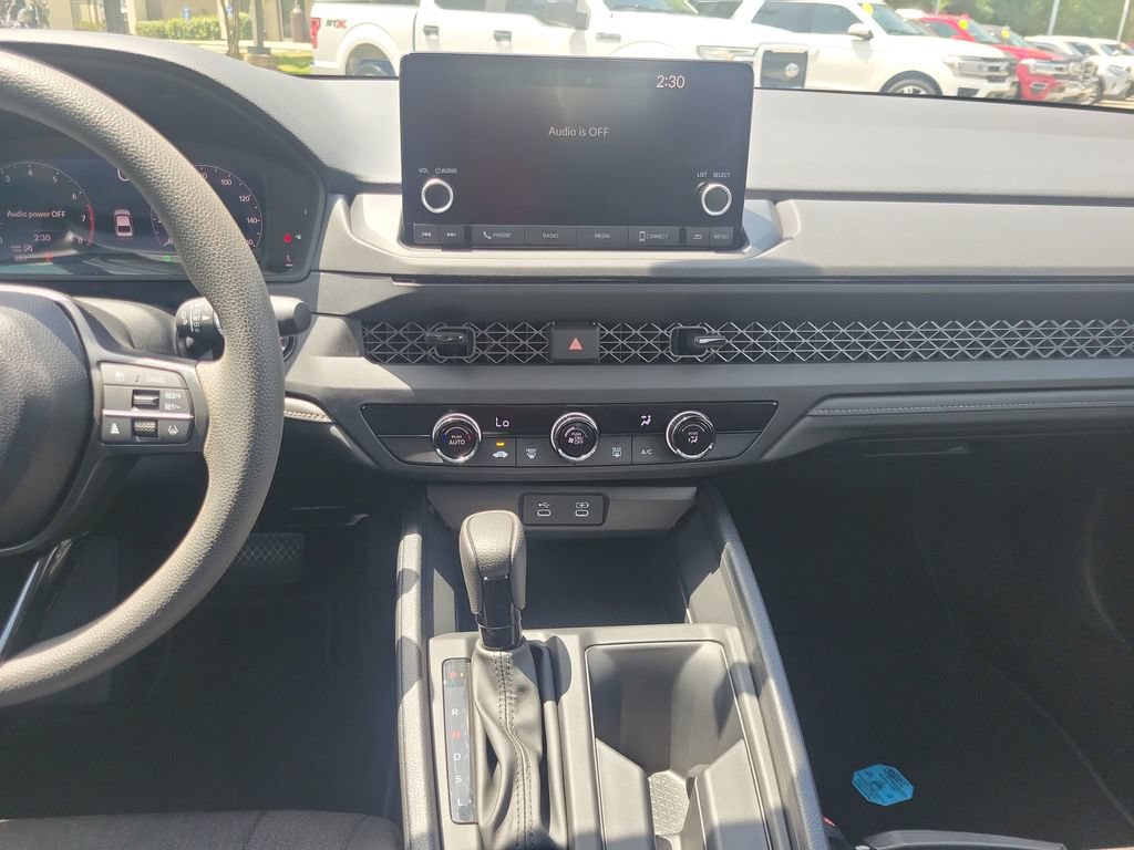 Used 2025 Honda Accord LX image 17