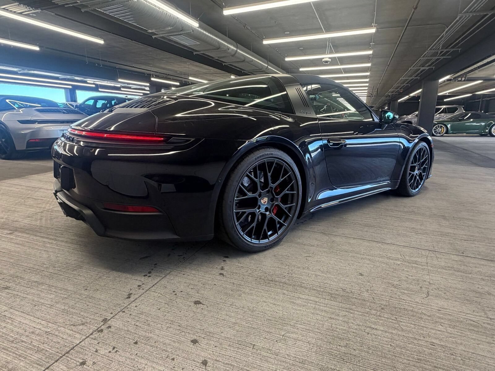 Used 2026 Porsche 911 Targa 4 GTS AWD/4WD image 4