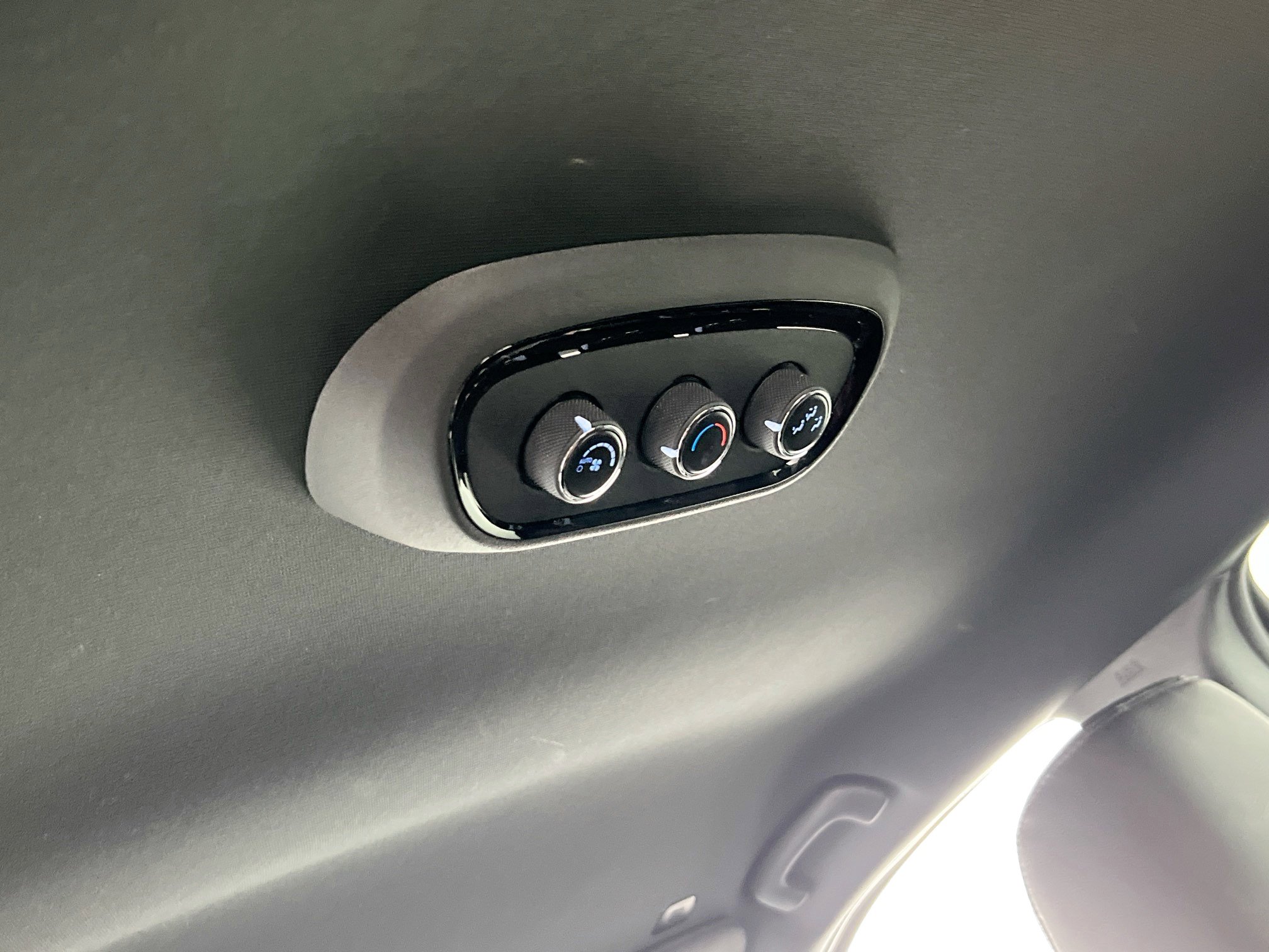 Used 2023 Dodge Durango SXT Launch Edition image 23