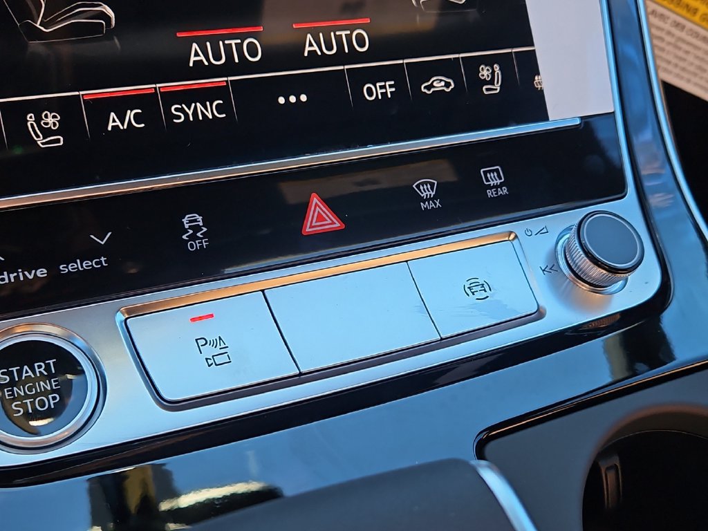 New 2027 Audi Q8 Premium Plus AWD/4WD image 11