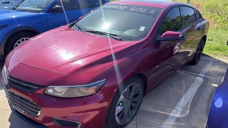 Used 2017 Chevrolet Malibu Premier w/ Premier Sun and Wheel Package FWD image 1