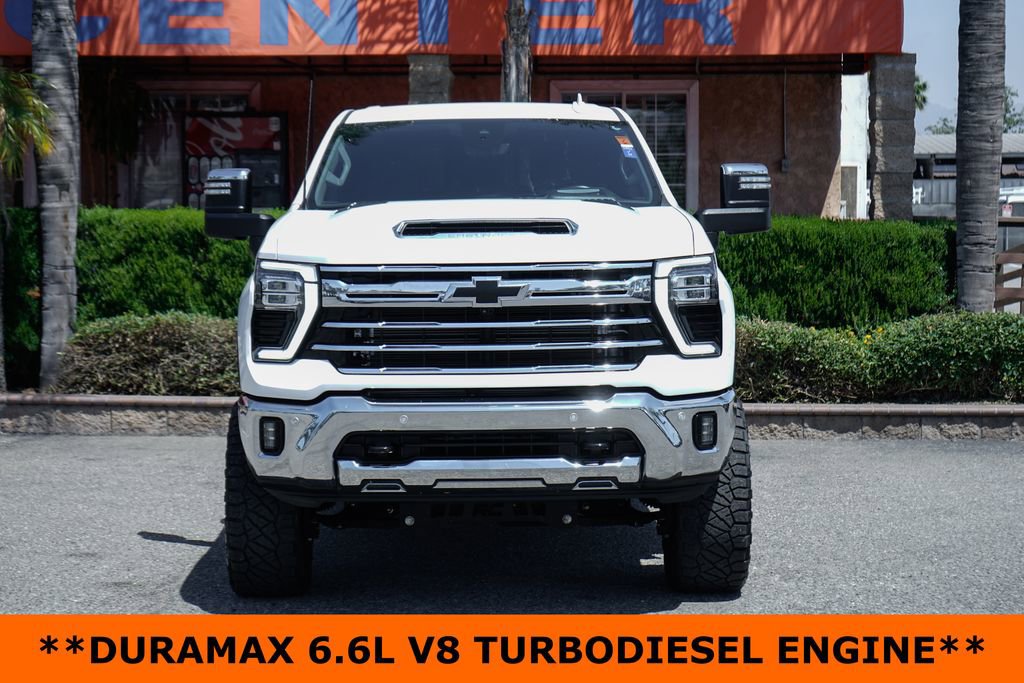 Used 2024 Chevrolet Silverado 3500 LTZ w/ LTZ Convenience Package AWD/4WD image 3