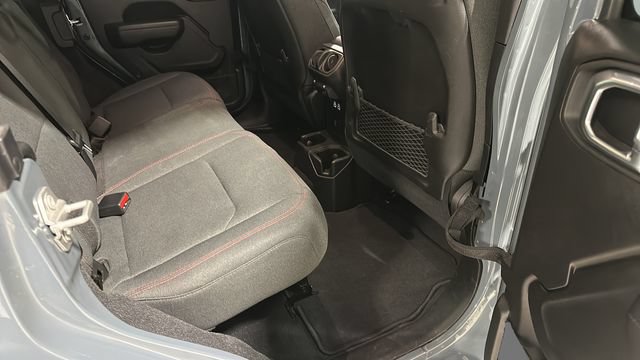 Used 2025 Jeep Wrangler Unlimited Rubicon AWD/4WD image 25