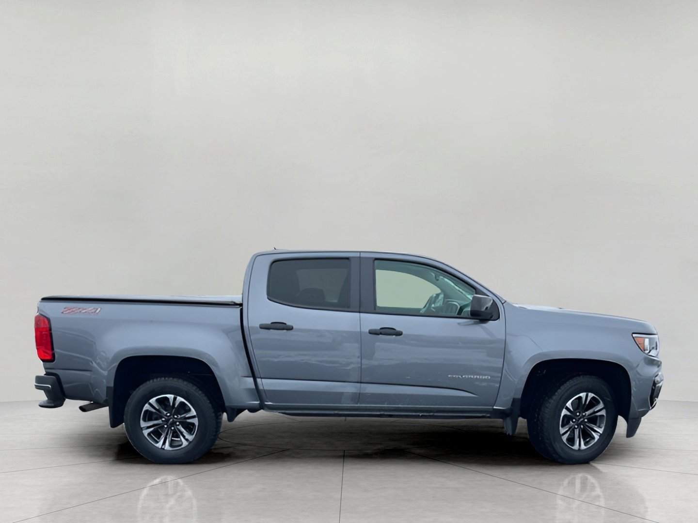 Used 2021 Chevrolet Colorado Z71 w/ Safety Package image 9