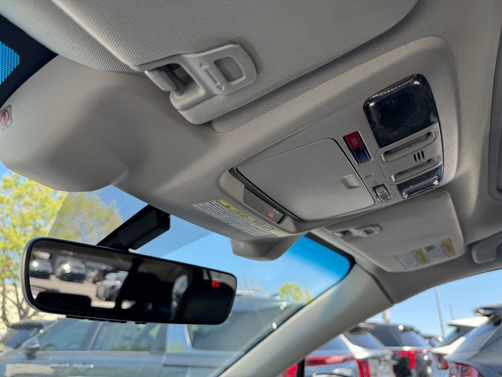 Used 2017 Subaru Outback 2.5i Limited image 26