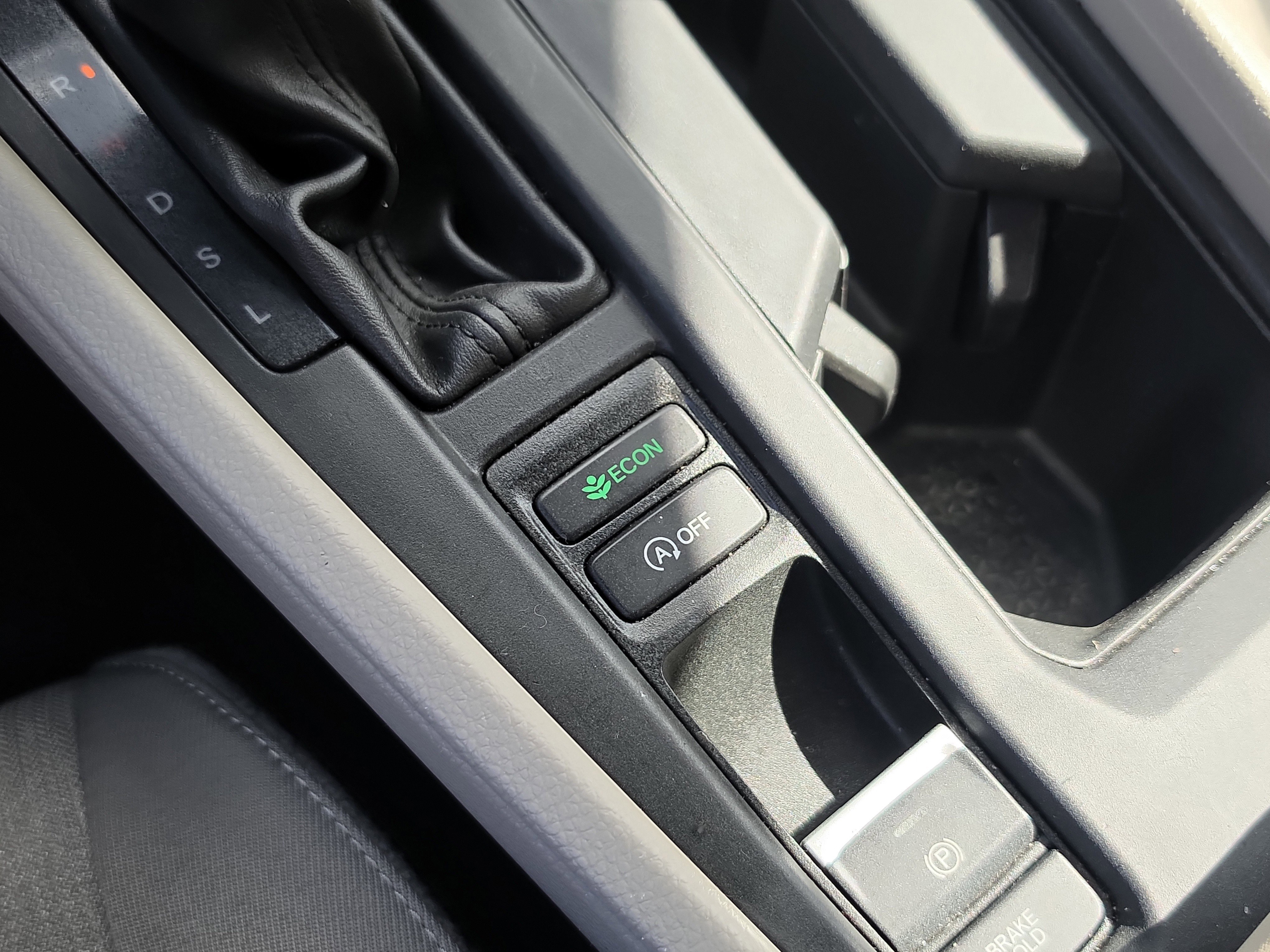 Certified 2025 Honda Accord SE image 26