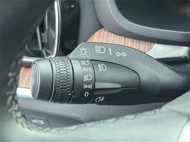 Used 2024 Volvo S60 B5 Plus image 27