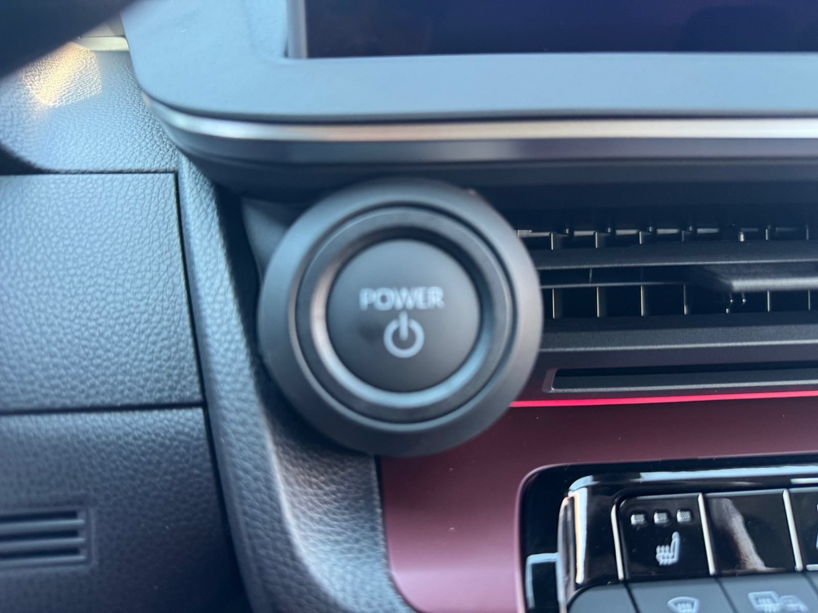 New 2026 Toyota Prius Plug-In Hybrid FWD image 22