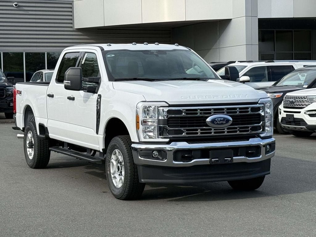 New 2026 Ford F250 XLT w/ FX4 Off-Road Package AWD/4WD image 1