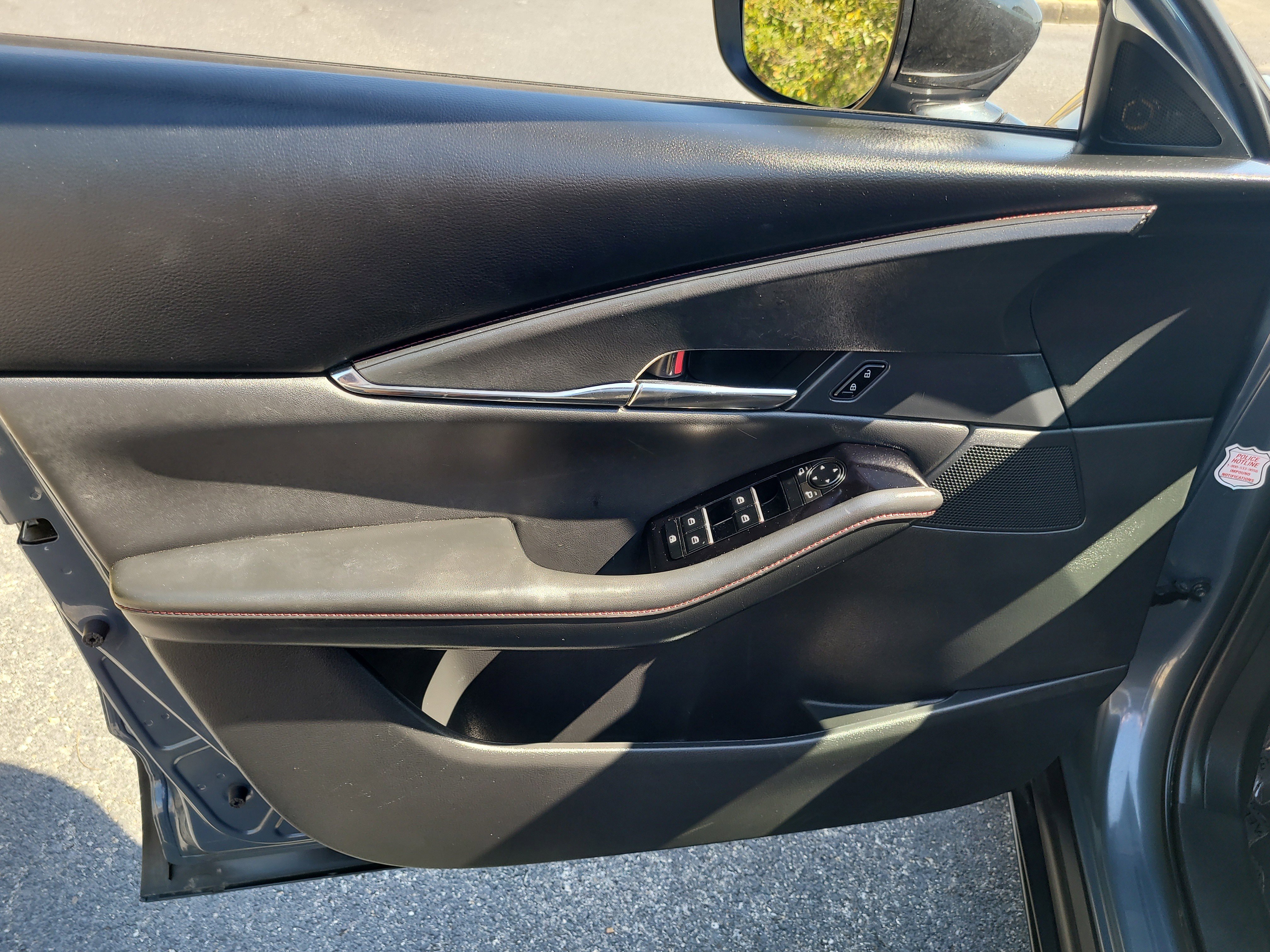 Used 2025 MAZDA CX-30 AWD 2.5 S w/ Preferred Package image 17