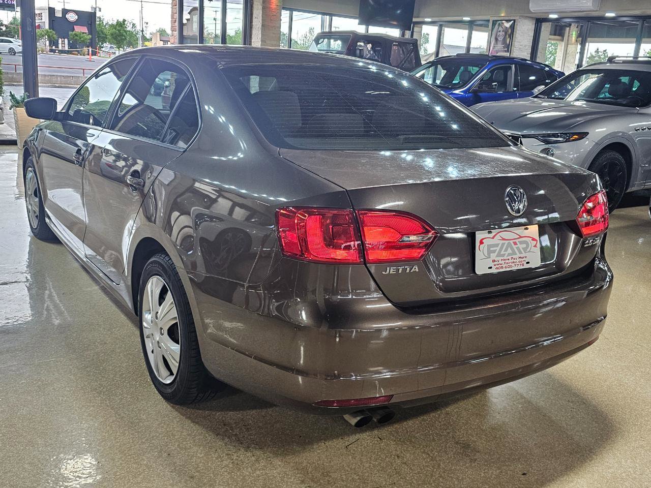 Used 2012 Volkswagen Jetta SE FWD image 5