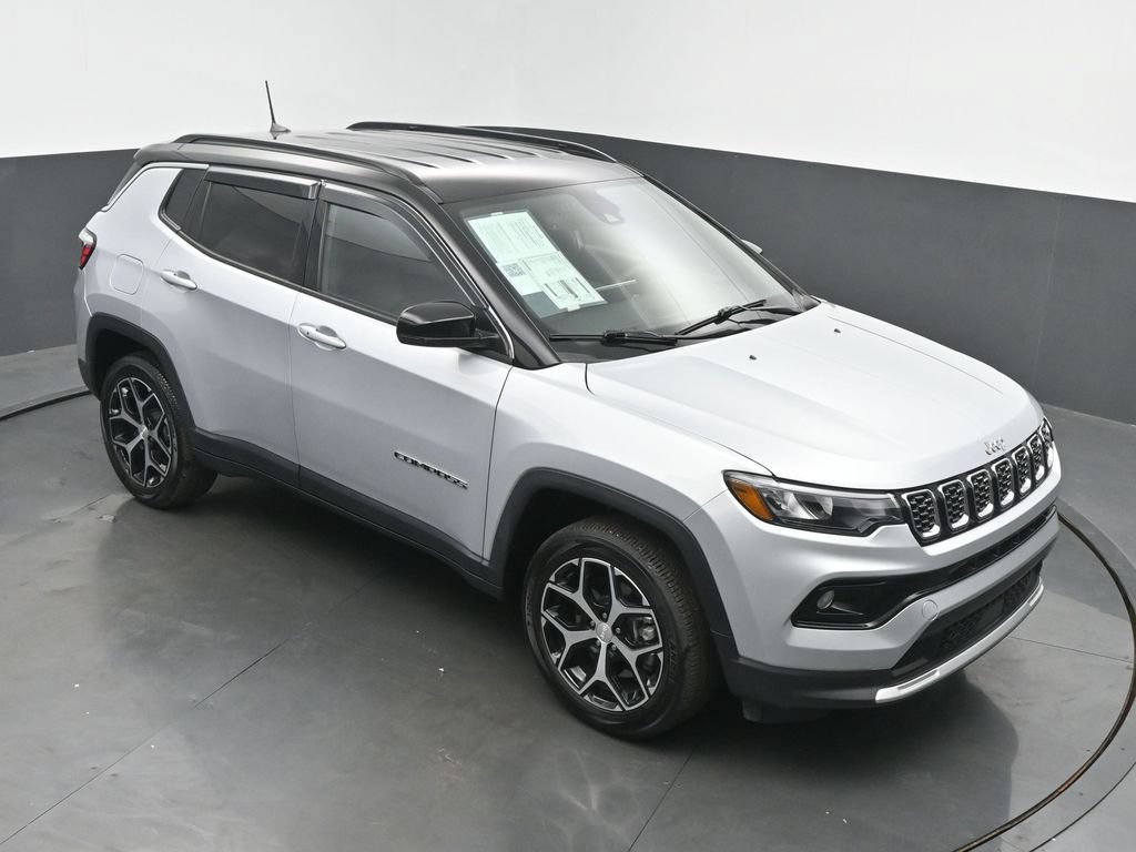 Used 2024 Jeep Compass Limited AWD/4WD image 46
