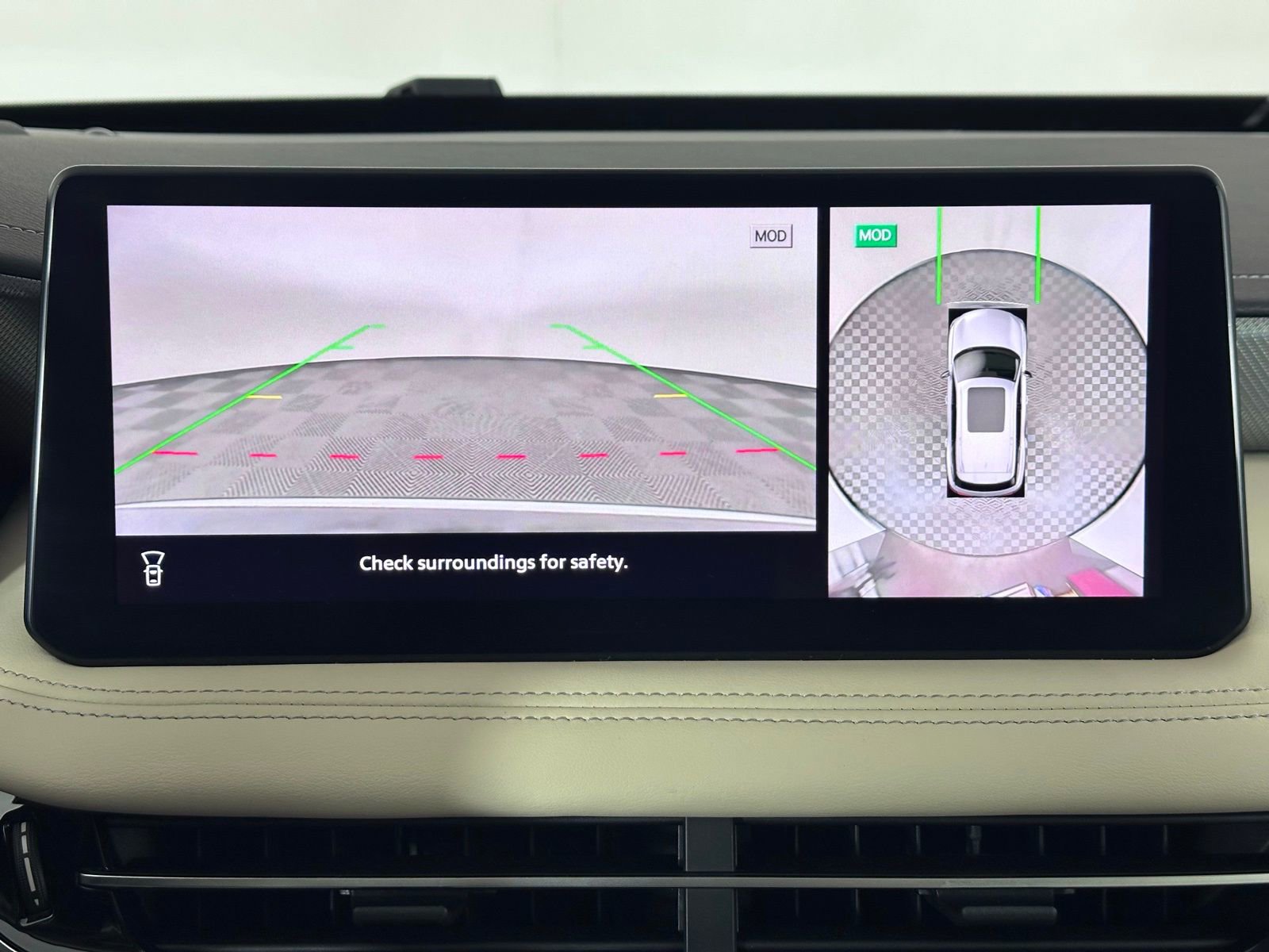 Used 2023 INFINITI QX60 Luxe w/ Cargo Package image 44