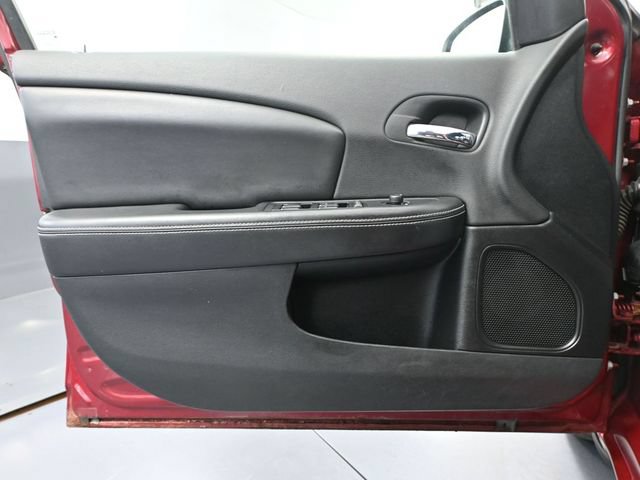 Used 2012 Chrysler 200 Limited FWD image 16