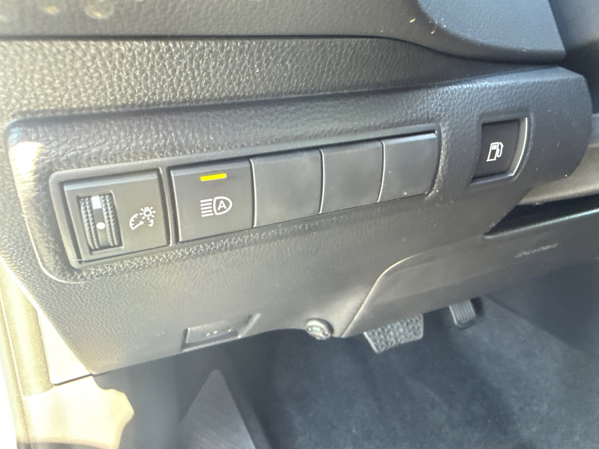 Certified 2026 Toyota Corolla LE image 23