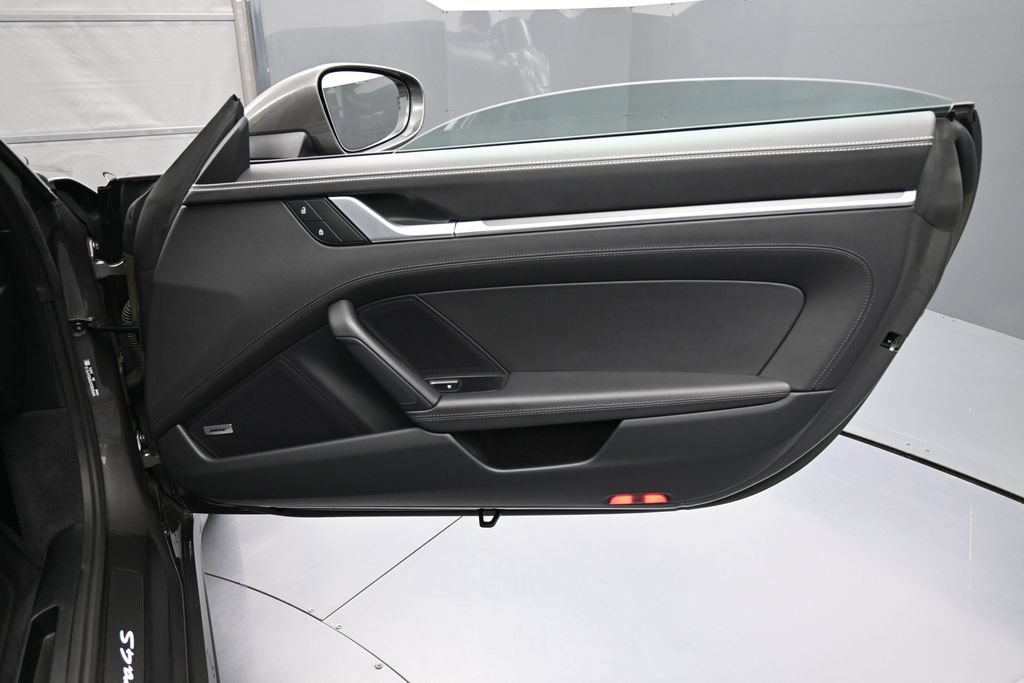 Certified 2023 Porsche 911 Carrera 4S AWD/4WD image 27
