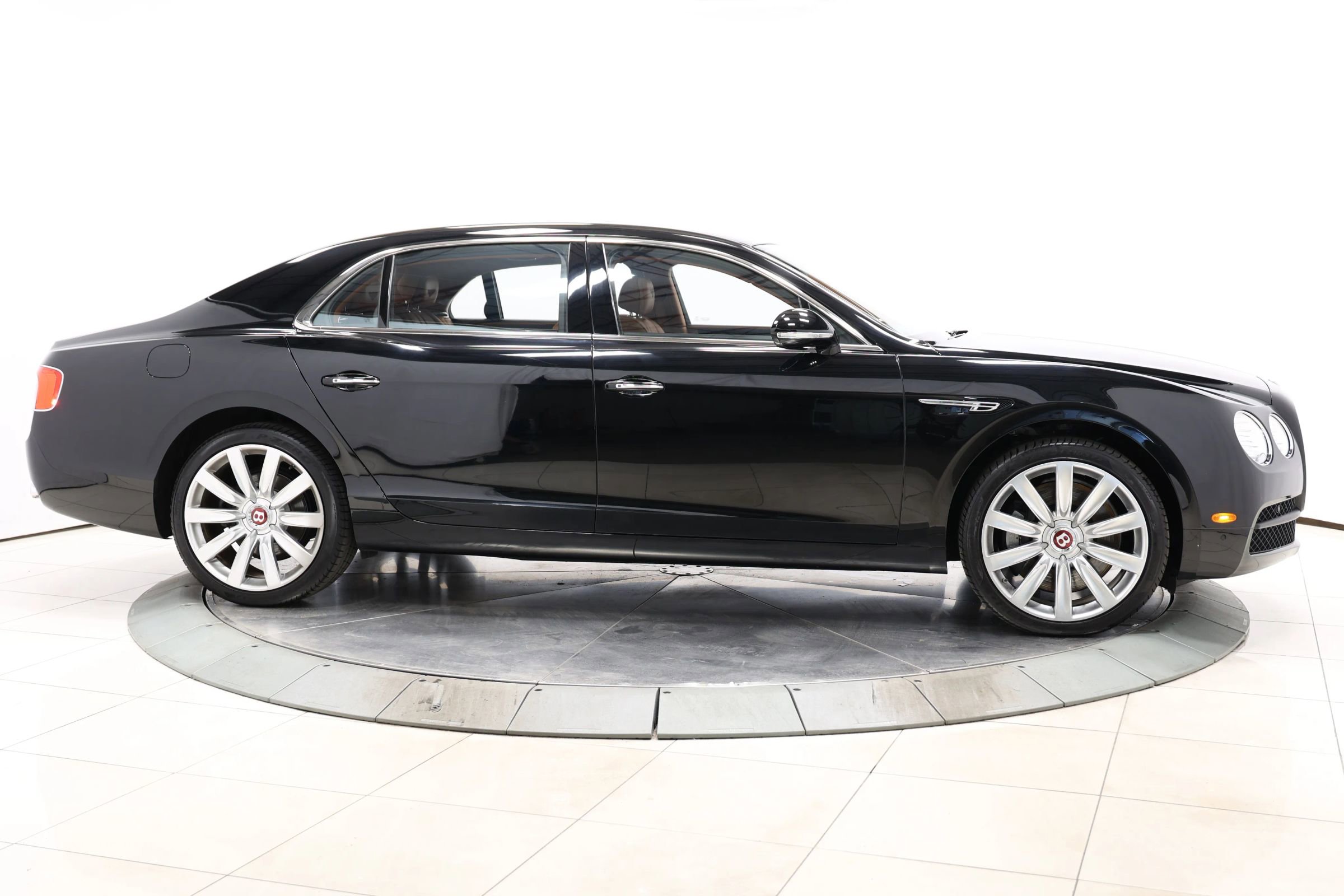 Used 2015 Bentley Flying Spur V8 AWD/4WD image 54