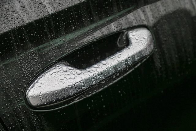 Used 2021 Hyundai Palisade Calligraphy w/ Winter Package image 11