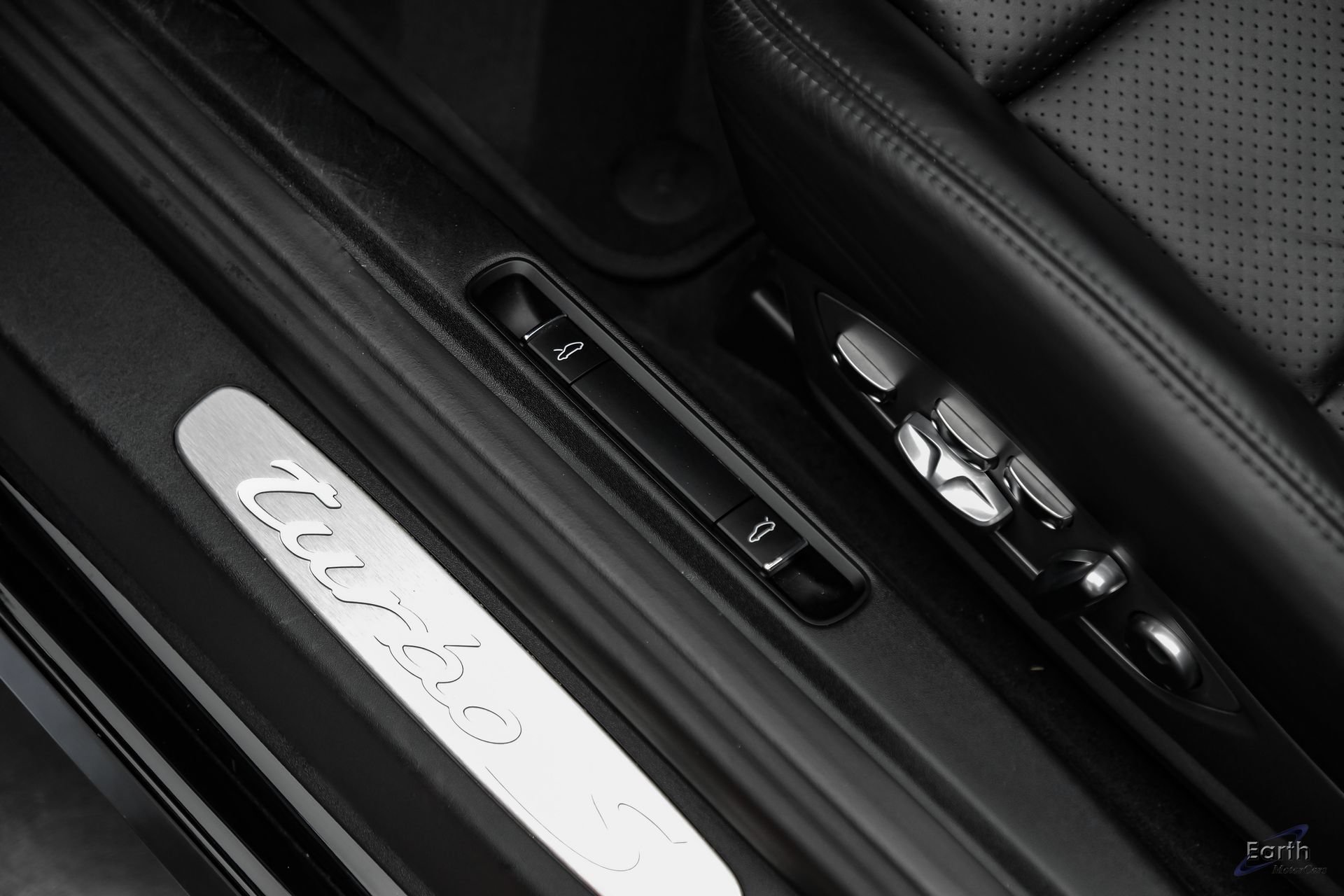 Used 2019 Porsche 911 Turbo S AWD/4WD image 48