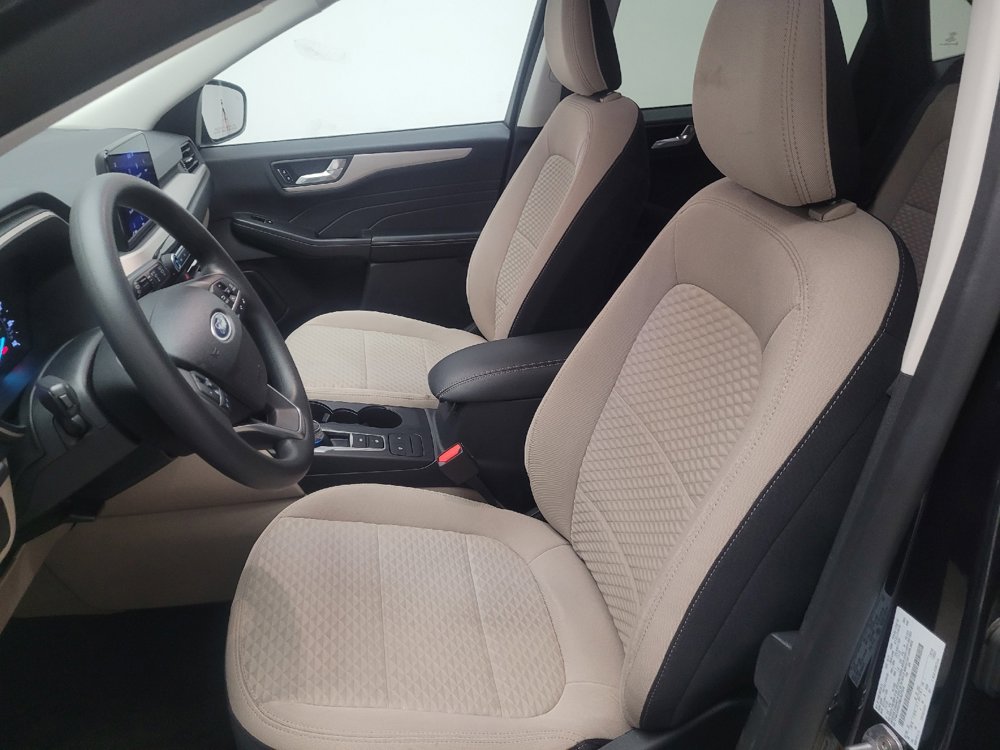 Used 2021 Ford Escape SE image 17