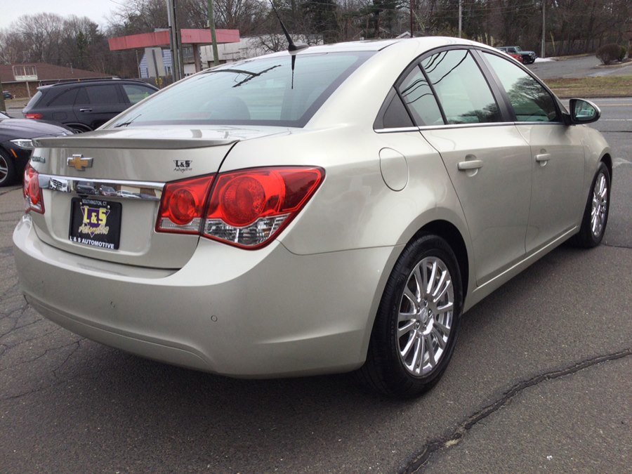 Used 2013 Chevrolet Cruze Eco w/ Enhanced Safety Package image 8