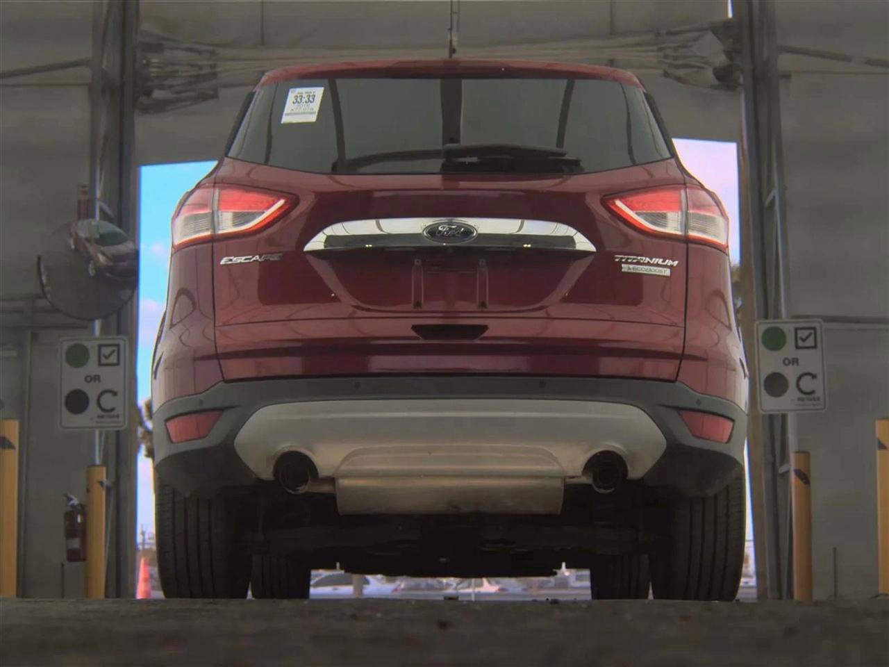 Used 2016 Ford Escape Titanium w/ Equipment Group 301A image 6