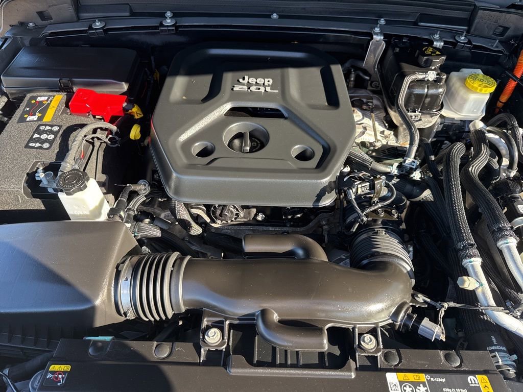 Used 2021 Jeep Wrangler Unlimited Sahara w/ Cold Weather Group image 32