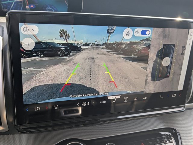 New 2026 Ford Expedition Active image 24